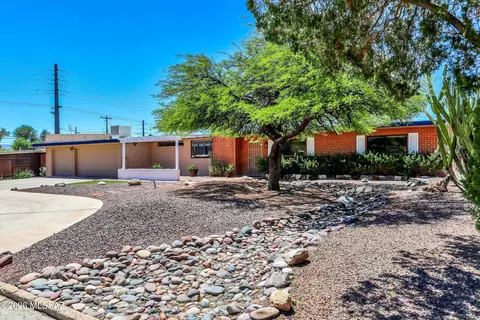 7052 E Baker St, Tucson, AZ 85710