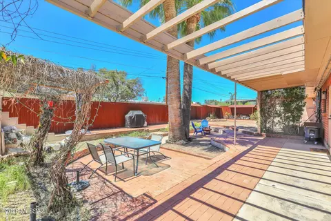 Exterior - 7052 E Baker St, Tucson, AZ 85710 photo 11 of 16