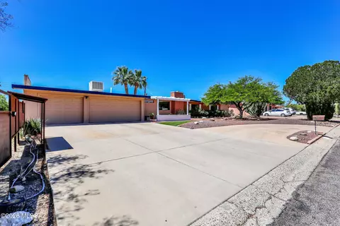 Exterior - 7052 E Baker St, Tucson, AZ 85710 photo 4 of 16