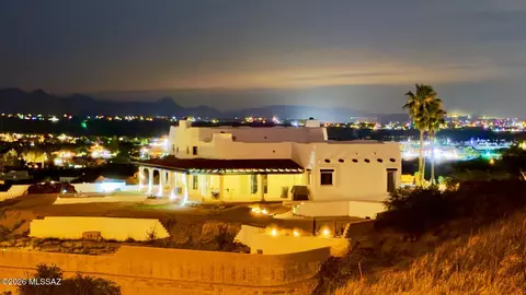 1091 W Mariposa Hills Dr, Nogales, AZ 85621