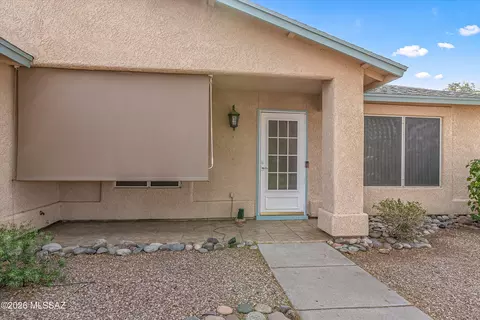 Exterior - 7983 S Teaberry Ave, Tucson, AZ 85747 photo 1 of 7