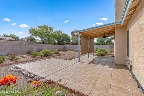 Exterior - 7983 S Teaberry Ave, Tucson, AZ 85747 photo 3 of 7