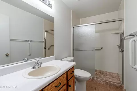 Bath - 7983 S Teaberry Ave, Tucson, AZ 85747 photo 4 of 4