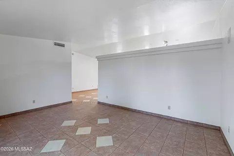 Living - 7983 S Teaberry Ave, Tucson, AZ 85747 photo 2 of 6