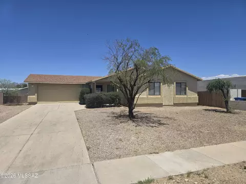 2109 E Pinal Vis, Tucson, AZ 85713