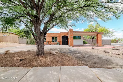 9500 E 33rd St, Tucson, AZ 85748