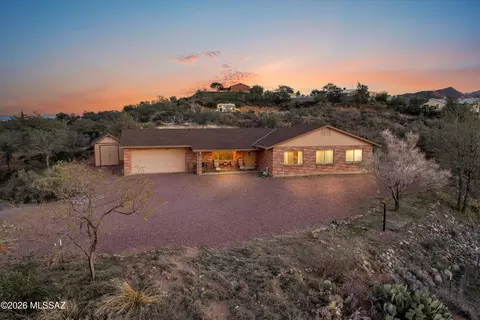 881 N Mountain View Dr, Oracle, AZ 85623