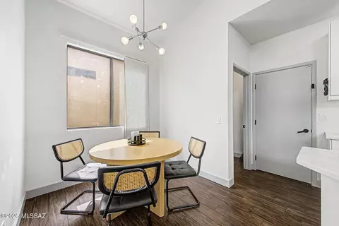 Dining - 10007 E Via Del Fandango, Tucson, AZ 85747 photo 1 of 2