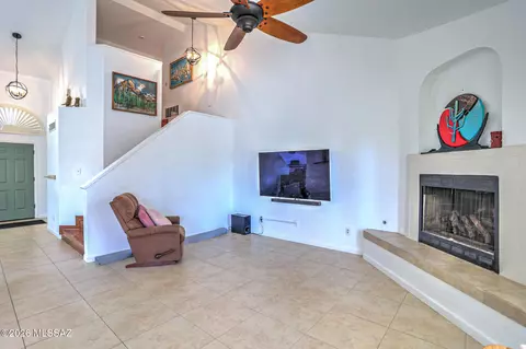 Living - 9344 N Eaglestone Loop, Tucson, AZ 85742 photo 3 of 3