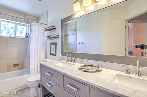 Bath - 9344 N Eaglestone Loop, Tucson, AZ 85742 photo 5 of 5
