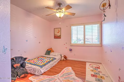 Bedroom - 9344 N Eaglestone Loop, Tucson, AZ 85742 photo 2 of 3