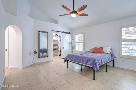 Bedroom - 9344 N Eaglestone Loop, Tucson, AZ 85742 photo 1 of 3