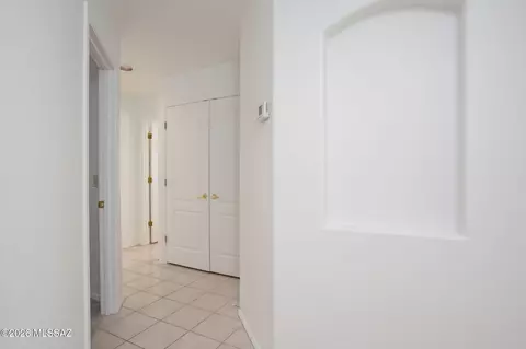 Entry Way - 529 E Wagon Bluff Dr, Tucson, AZ 85704 photo 5 of 5