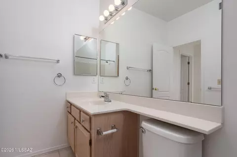 Bath - 529 E Wagon Bluff Dr, Tucson, AZ 85704 photo 5 of 5