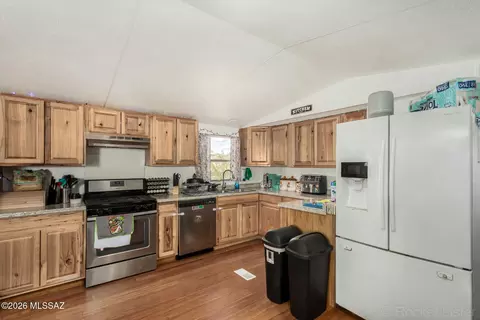 2120 N Halo Dr, Tucson, AZ 85743