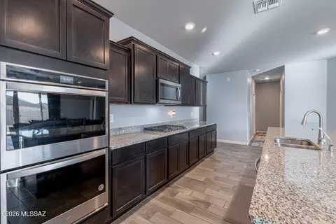 Kitchen - 954 S Grantham Ave, Vail, AZ 85641 photo 3 of 6