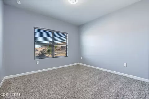 Bedroom - 954 S Grantham Ave, Vail, AZ 85641 photo 5 of 8