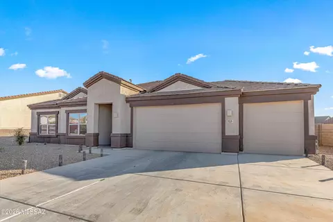Exterior - 954 S Grantham Ave, Vail, AZ 85641 photo 2 of 7