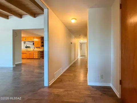 Entry Way - 5738 E 7th St, Tucson, AZ 85711 photo 3 of 4