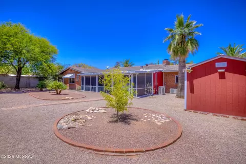 Exterior - 5738 E 7th St, Tucson, AZ 85711 photo 10 of 11