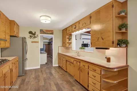 Kitchen - 5738 E 7th St, Tucson, AZ 85711 photo 1 of 4