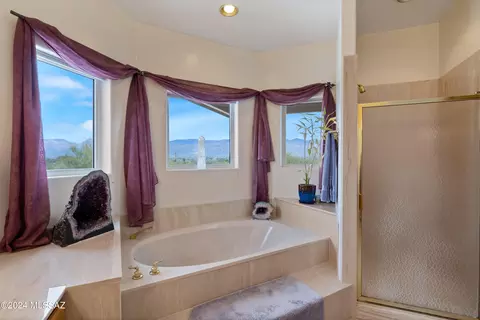Bath - 12220 E 5th St, Tucson, AZ 85748 photo 3 of 5