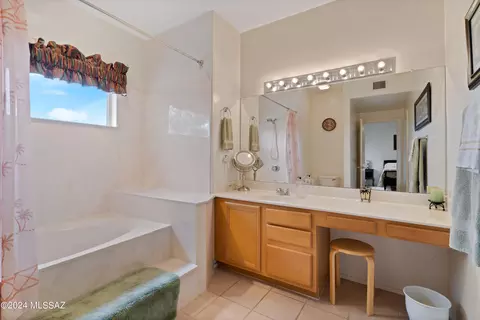 Bath - 12220 E 5th St, Tucson, AZ 85748 photo 4 of 5
