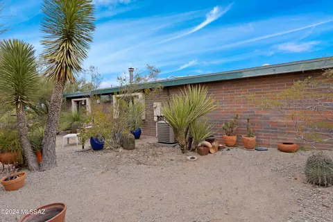 Exterior - 12220 E 5th St, Tucson, AZ 85748 photo 3 of 4