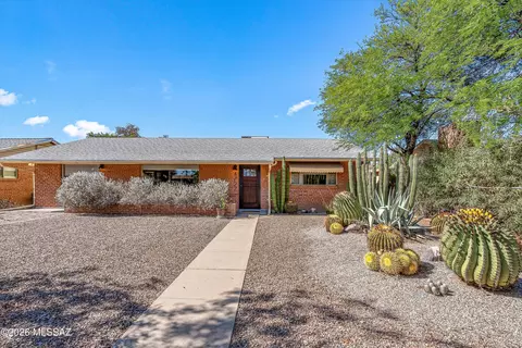 4727 E Hampton St, Tucson, AZ 85712