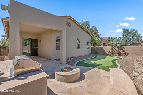 Exterior - 13443 E Ace High Dr, Vail, AZ 85641 photo 2 of 5