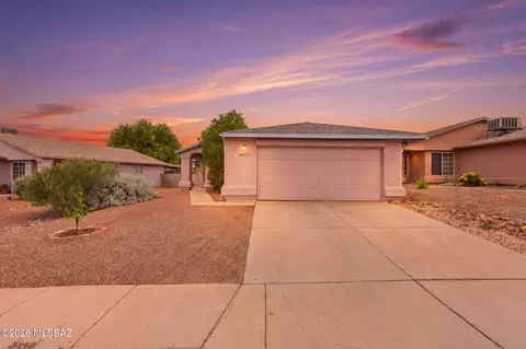 8925 E Alderpoint Way, Tucson, AZ 85730
