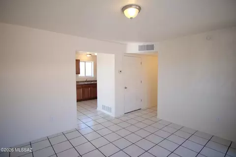 Living - 345 E Delta Rd, Tucson, AZ 85706 photo 2 of 7
