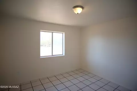 Bedroom - 345 E Delta Rd, Tucson, AZ 85706 photo 6 of 16