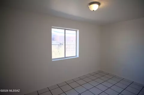 Bedroom - 345 E Delta Rd, Tucson, AZ 85706 photo 14 of 16