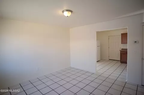 Living - 345 E Delta Rd, Tucson, AZ 85706 photo 4 of 7