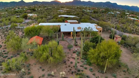 2614 N Grannen Rd, Tucson, AZ 85745