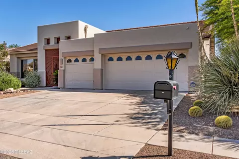 10758 E Mica Meadow Dr, Tucson, AZ 85748