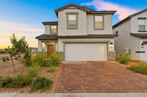 10419 W Guildford Ln, Marana, AZ 85653