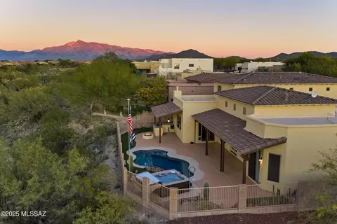 13803 E Sage Hills Dr, Vail, AZ 85641
