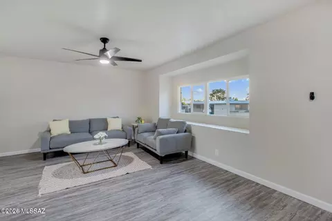 Living - 8202 E Kenyon Dr, Tucson, AZ 85710 photo 4 of 4