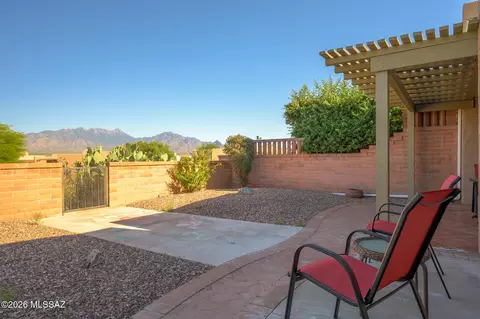 2427 S Orchard View Dr, Green Valley, AZ 85614