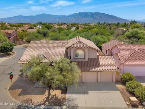 9820 N Star Ranch Pl, Tucson, AZ 85742