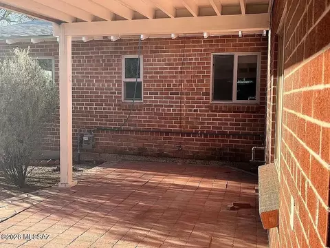 2238 E 9th St, Tucson, AZ 85719 photo 8