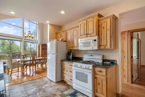 Kitchen - 17 2195, Alpine, AZ 85920 photo 1 of 2