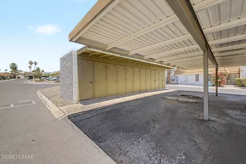 Exterior - 660 E River Rd #H, Tucson, AZ 85704 photo 7 of 16