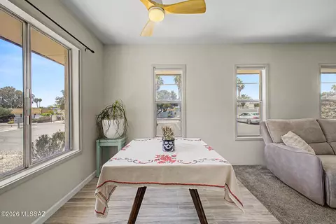 Dining - 660 E River Rd #H, Tucson, AZ 85704 photo 1 of 2