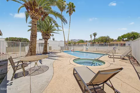 Exterior - 660 E River Rd #H, Tucson, AZ 85704 photo 12 of 16