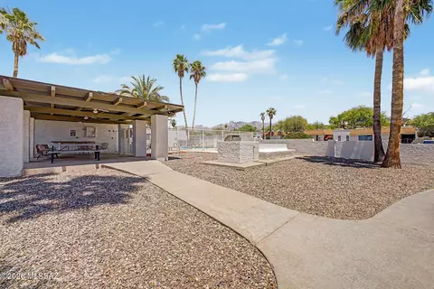 Exterior - 660 E River Rd #H, Tucson, AZ 85704 photo 16 of 16