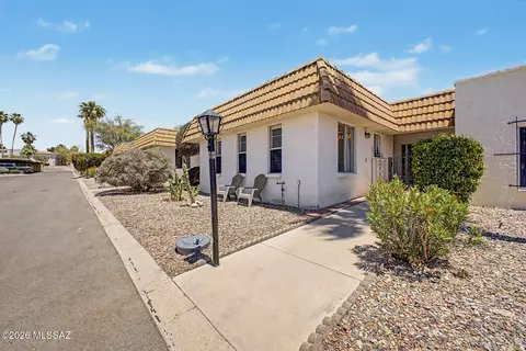 Exterior - 660 E River Rd #H, Tucson, AZ 85704 photo 4 of 16