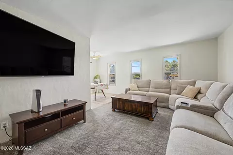 Living - 660 E River Rd #H, Tucson, AZ 85704 photo 4 of 4